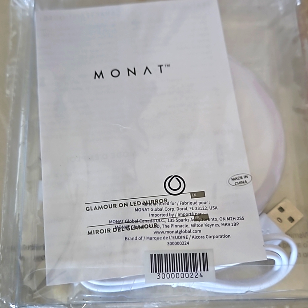 Monat LED Mirror NEW - Picture 3 of 3